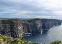 Твои столпы — крутых отрогов склоны