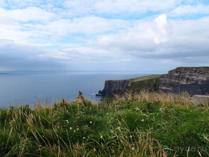 Твои столпы — крутых отрогов склоны