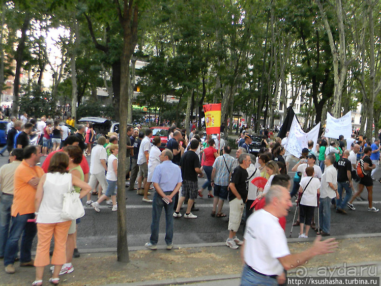 Случайный взгляд на социальную активность испанцев