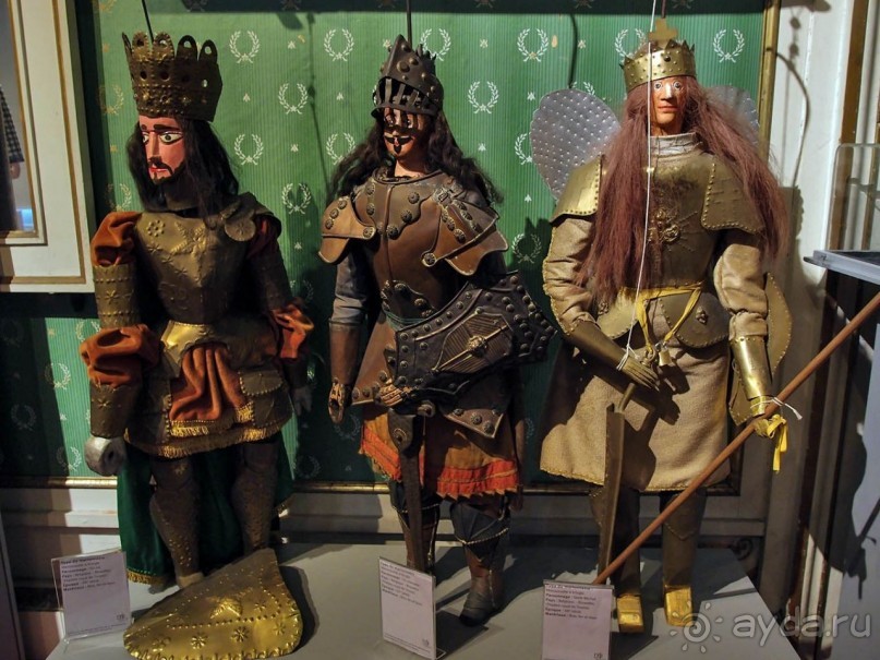 В балаган вас приглашаю