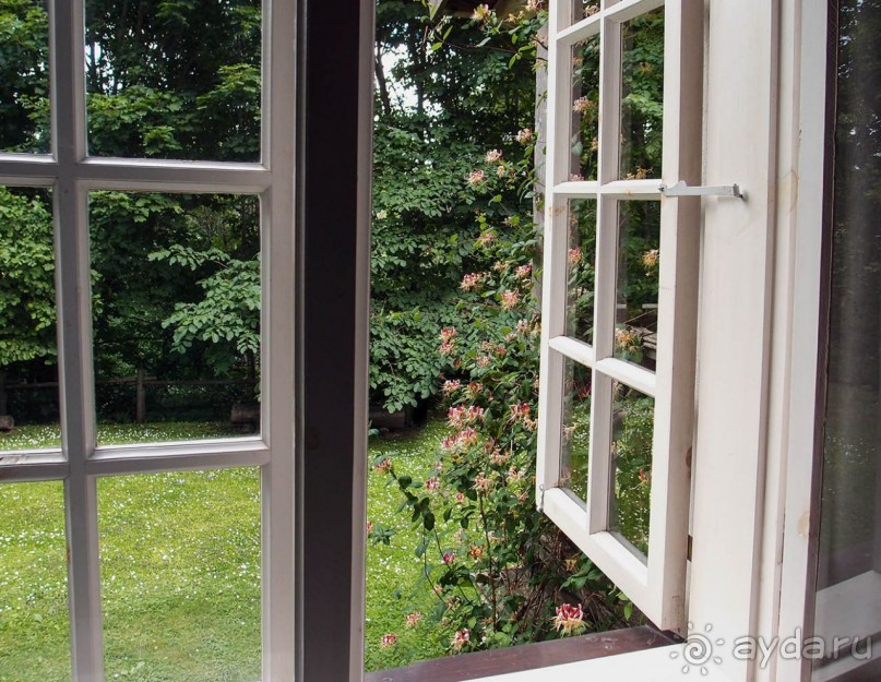 В Турайде озёр голубые прозоры...