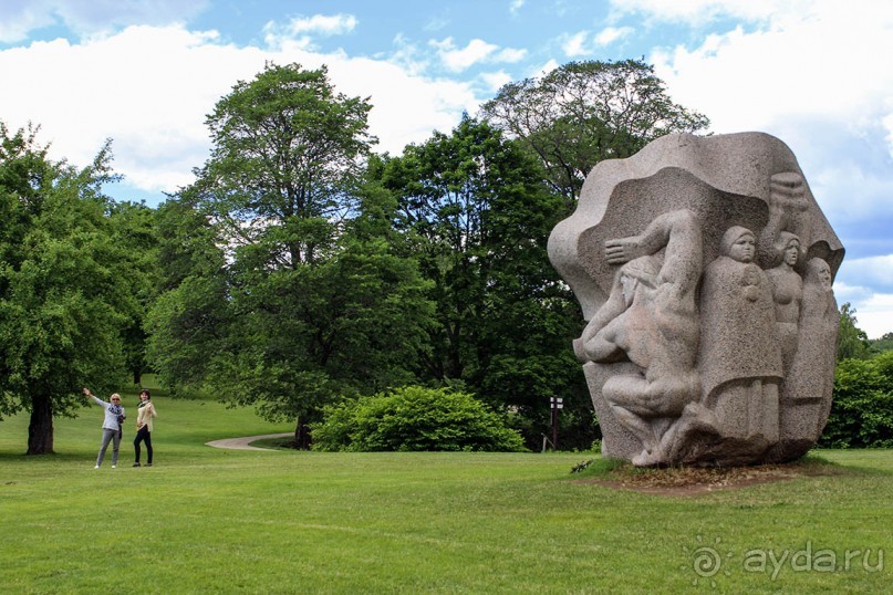 В Турайде озёр голубые прозоры...