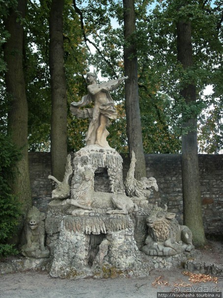 Рококо-гарден и летняя резиденция курфюрстов