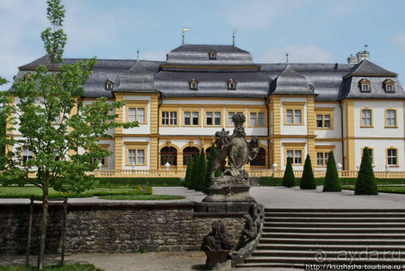Рококо-гарден и летняя резиденция курфюрстов