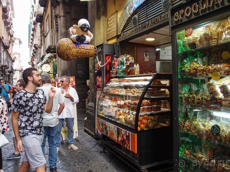 Корничелло неаполитено Корничелло неаполитено