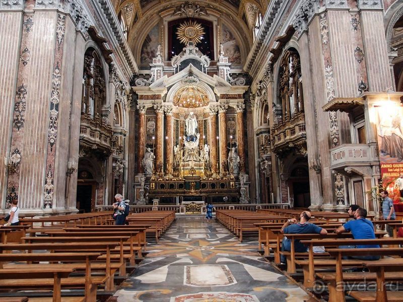 Корничелло неаполитено Корничелло неаполитено