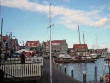 Живописный рыбацкий городок Волендам