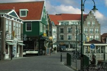 Живописный рыбацкий городок Волендам