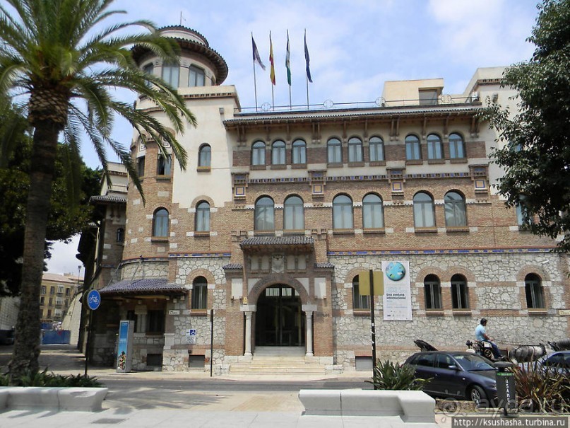 Экскурсионный автобус Малага-тур