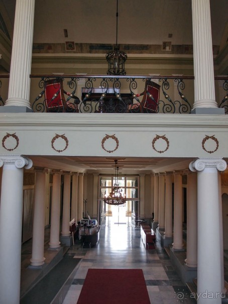 Палеа Анактора. Дворец, музей и место саммита