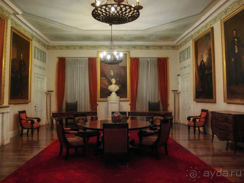 Палеа Анактора. Дворец, музей и место саммита