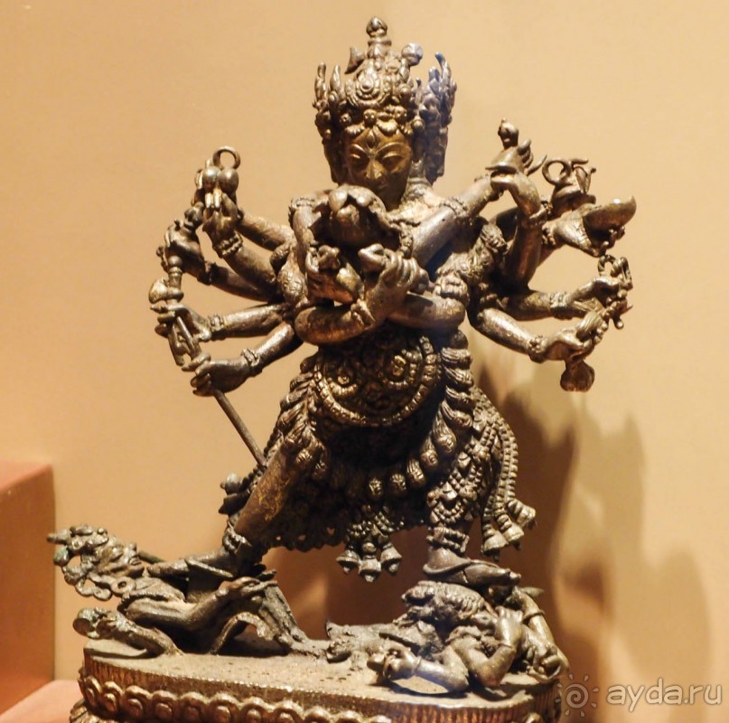 Палеа Анактора. Дворец, музей и место саммита