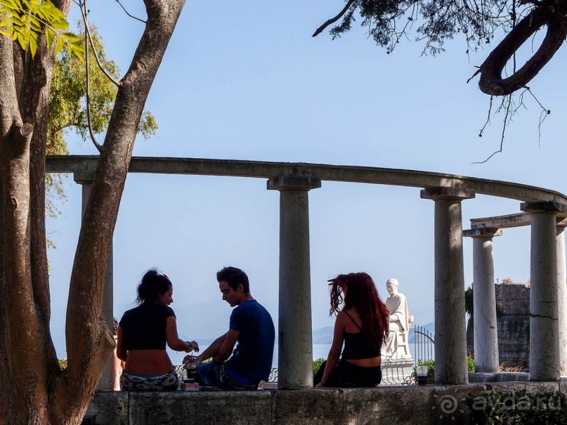 Палеа Анактора. Дворец, музей и место саммита