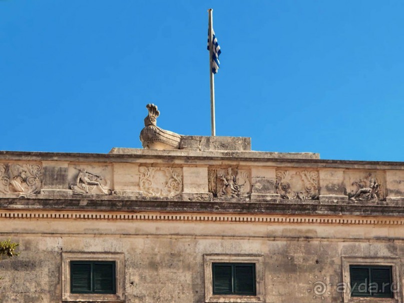 Палеа Анактора. Дворец, музей и место саммита