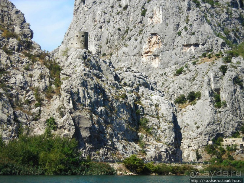 Лодочки на реке Цетина