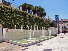 Михас-игрушка, город-сувенир