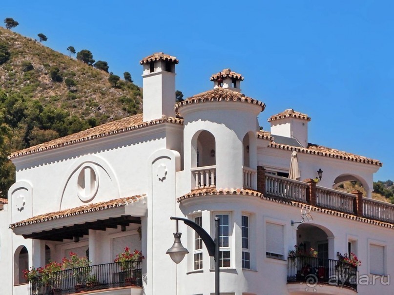 Михас-игрушка, город-сувенир