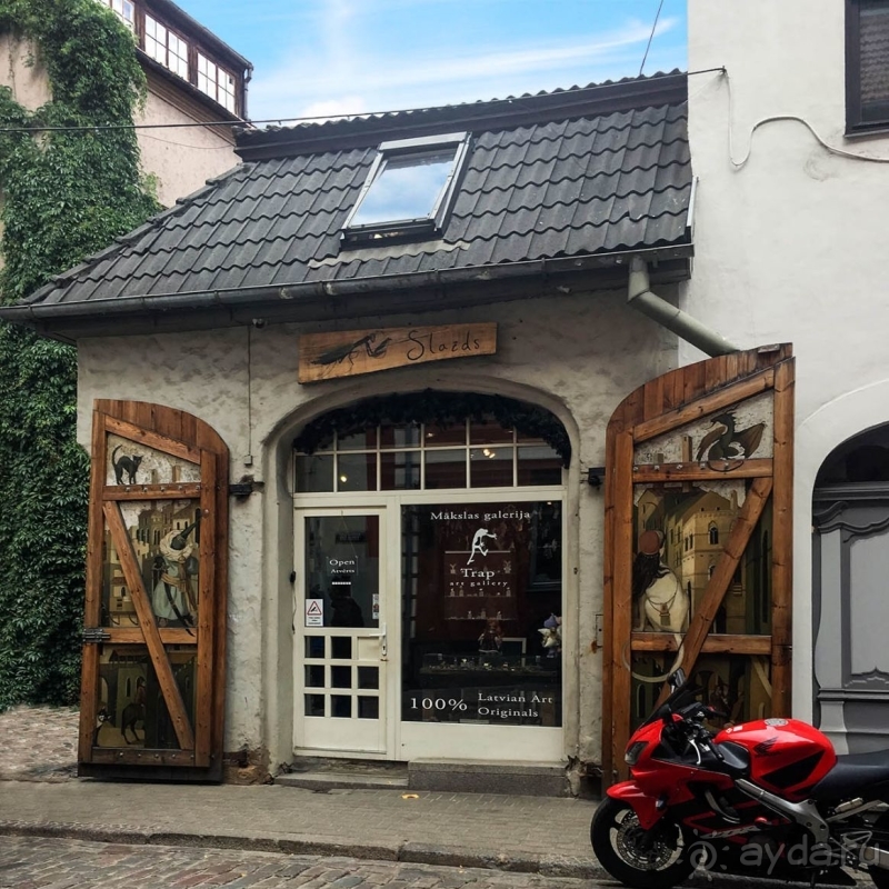 Альбом истории "Открой порталы в вымысел, в кино и в историю"