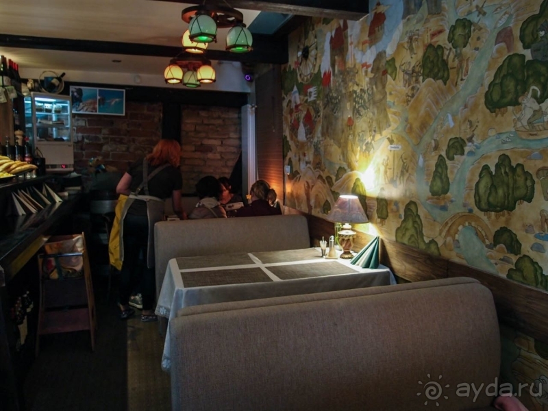 Открой порталы в вымысел, в кино и в историю