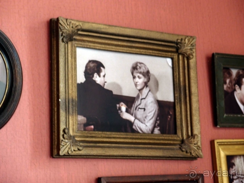 Открой порталы в вымысел, в кино и в историю