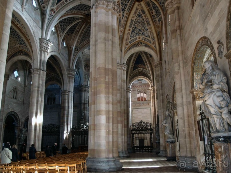 Чертоза ди Павиа — шедевр среди полей