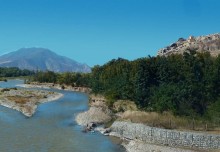 Пещерный город над Курой