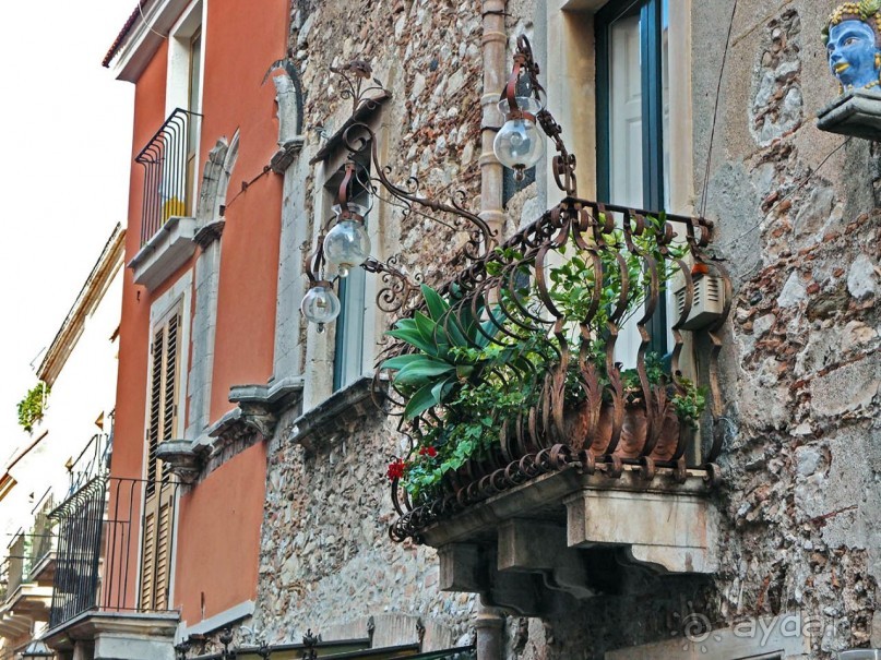 Сказ о мятежном бароне, отсечённых головах и библейских снах