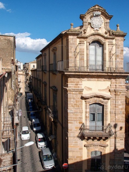 Сказ о мятежном бароне, отсечённых головах и библейских снах