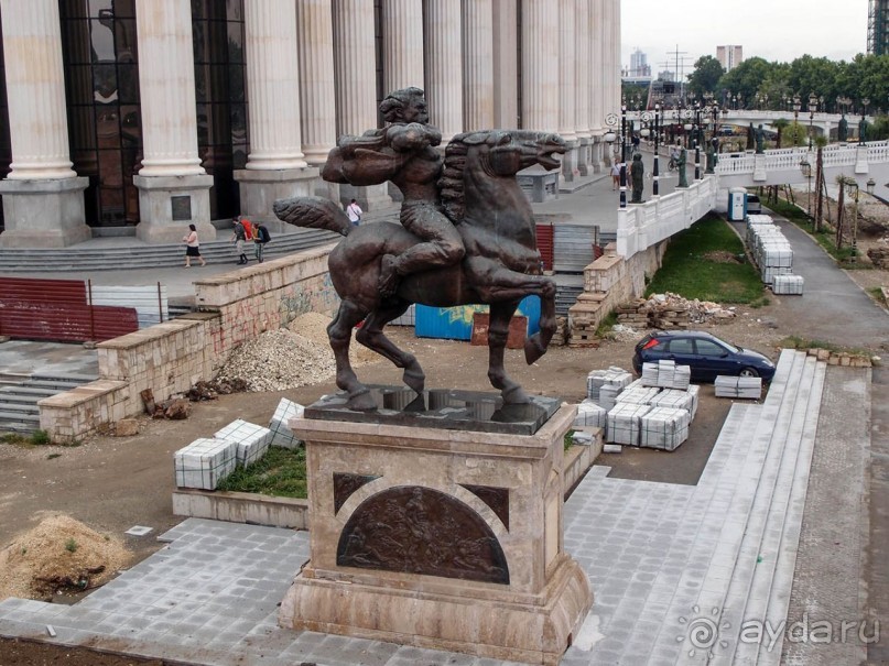 Скульптурное скопище Скопья