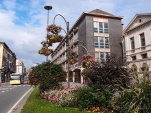 Красивых любят чаще и прилежней