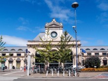 Красивых любят чаще и прилежней