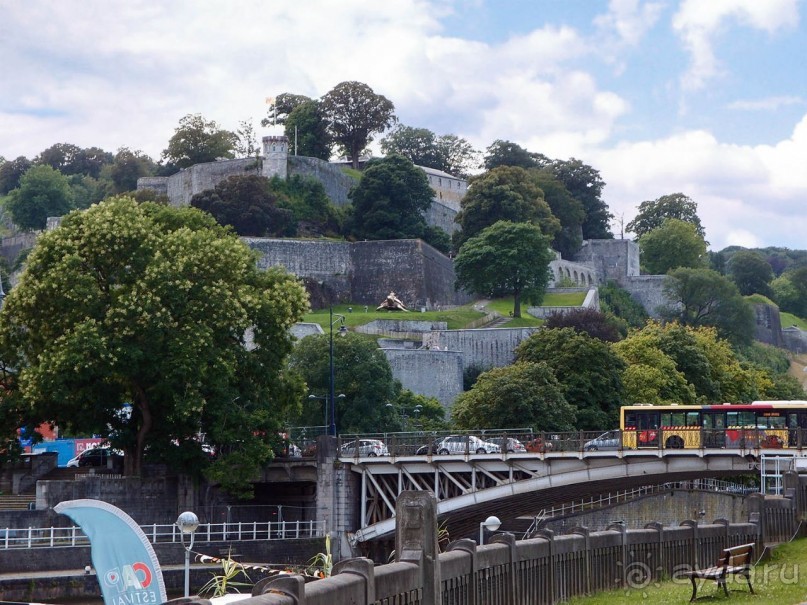 Красивых любят чаще и прилежней