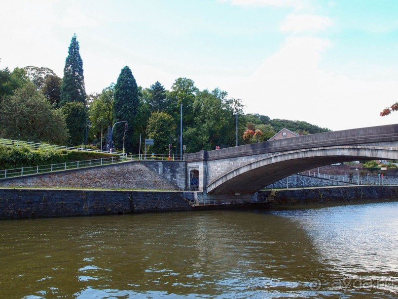 Красивых любят чаще и прилежней