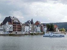 Красивых любят чаще и прилежней