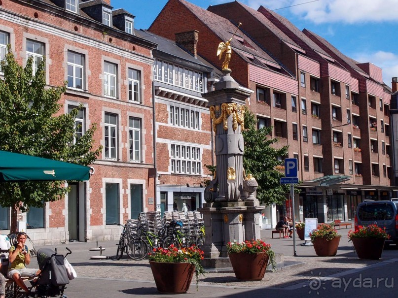 Красивых любят чаще и прилежней