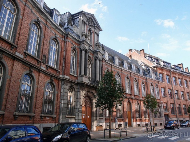 Красивых любят чаще и прилежней