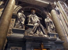 Ватикан. Серый день, белый мрамор Пьеты