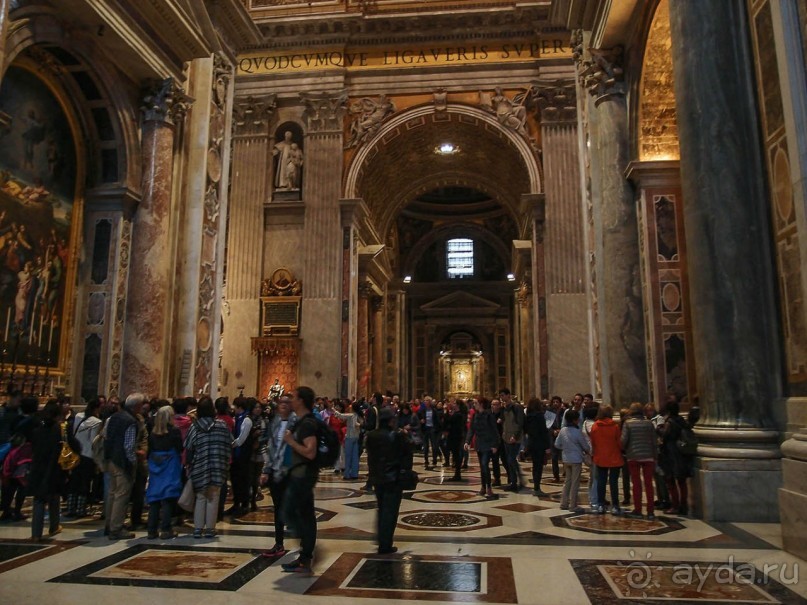 Ватикан. Серый день, белый мрамор Пьеты