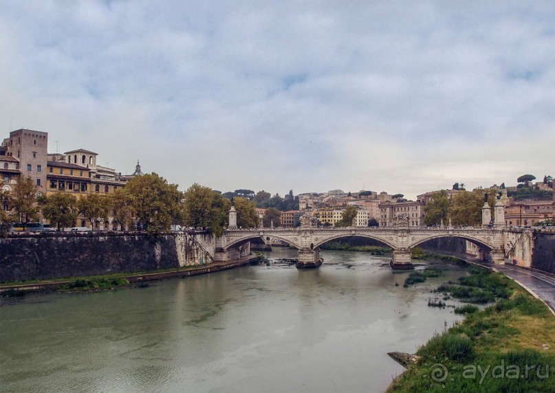 Ватикан. Серый день, белый мрамор Пьеты