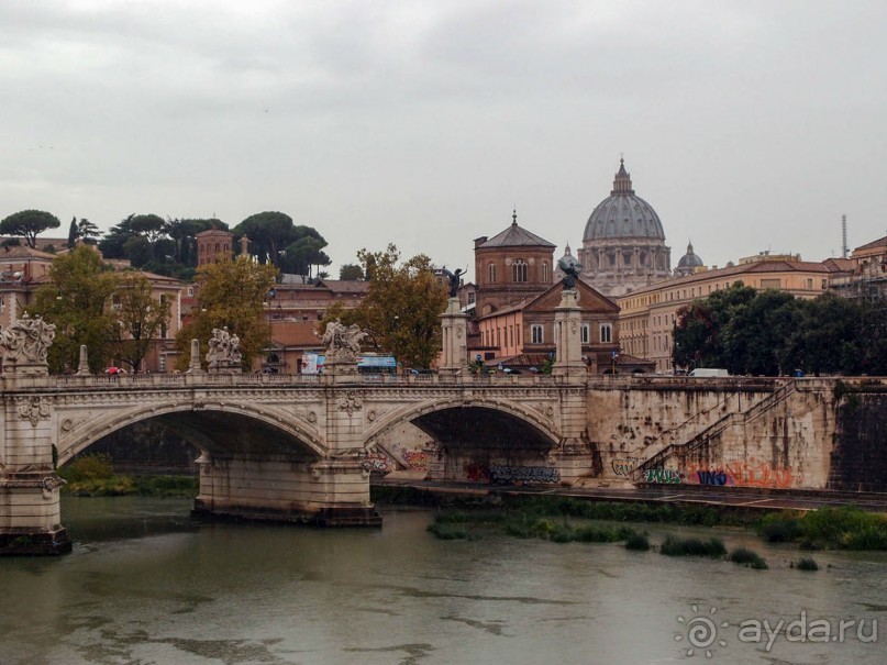 Ватикан. Серый день, белый мрамор Пьеты