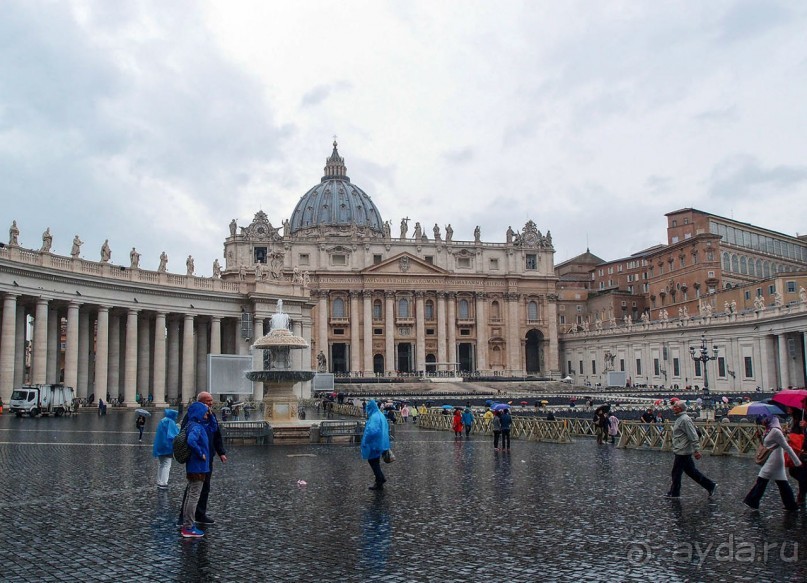 Ватикан. Серый день, белый мрамор Пьеты