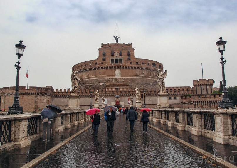 Ватикан. Серый день, белый мрамор Пьеты