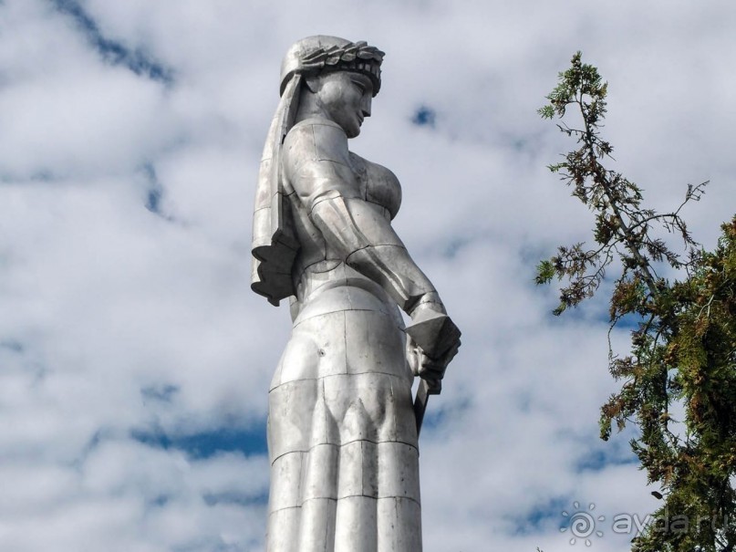 Архитектурные парадоксы грузинской столицы