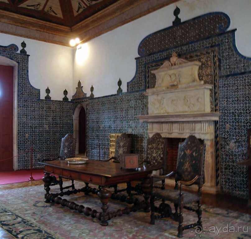 Про королевских сорок, мавританский замок и креветочный суп