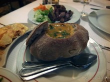 Про королевских сорок, мавританский замок и креветочный суп