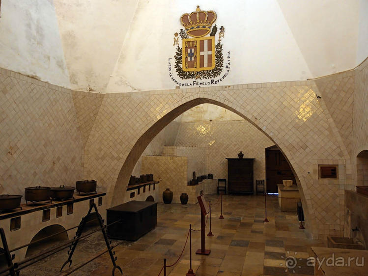 Про королевских сорок, мавританский замок и креветочный суп