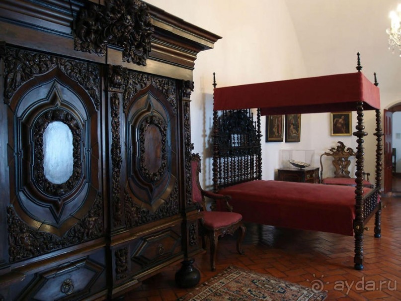 Про королевских сорок, мавританский замок и креветочный суп