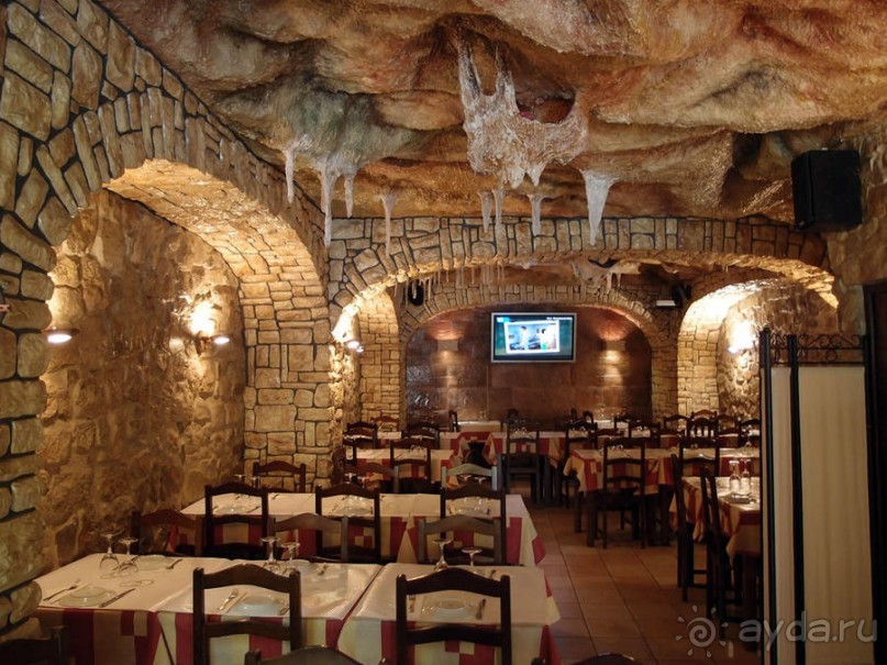 Про королевских сорок, мавританский замок и креветочный суп