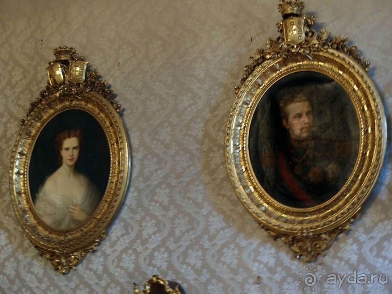 Интерьеры дворца Ажуда