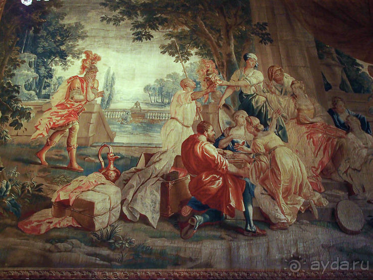 Интерьеры дворца Ажуда